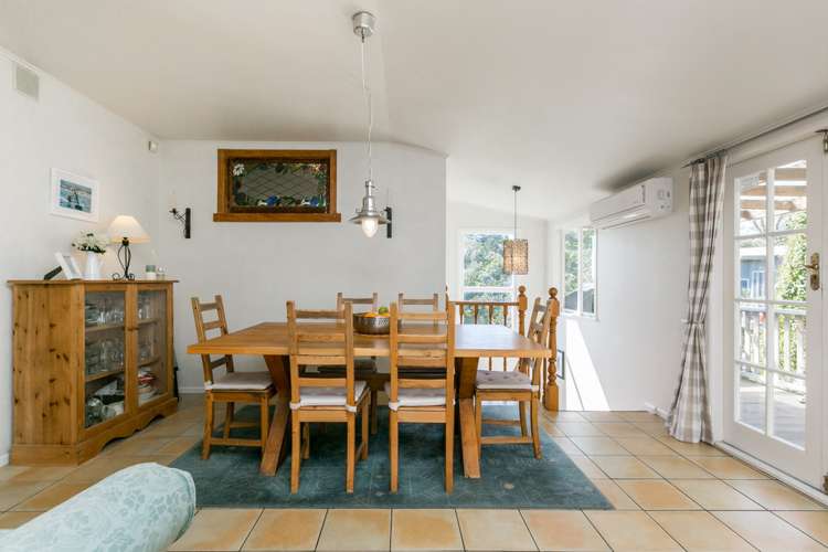 6 Seapoint Road Bluff Hill_7