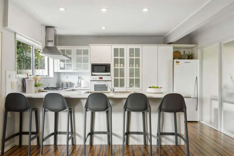 2/7 Westwell Road Belmont_6