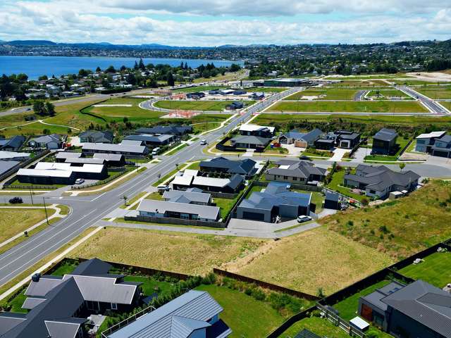 6 Tuapapa Road Wharewaka_4