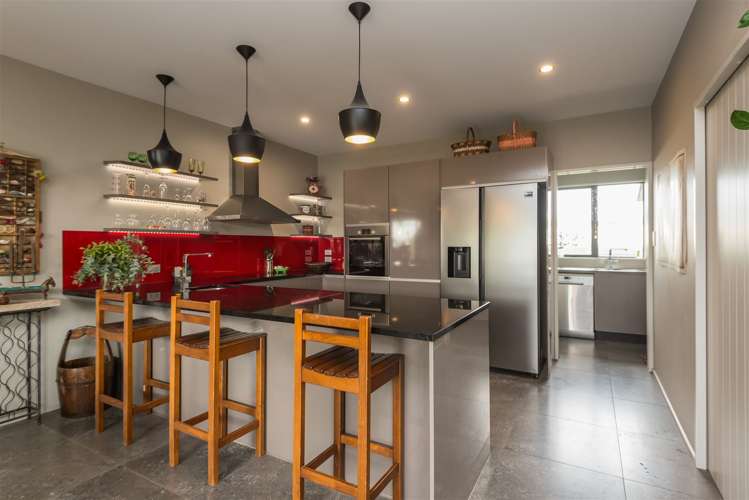 111a Rocking Horse Road Southshore_1