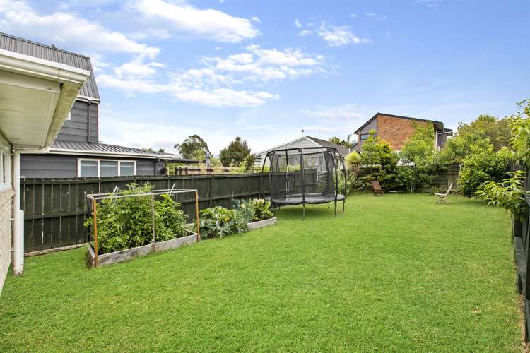 3 Rosecamp Road Beach Haven_14