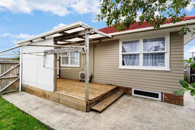 22 Rosamund Avenue New Windsor_14