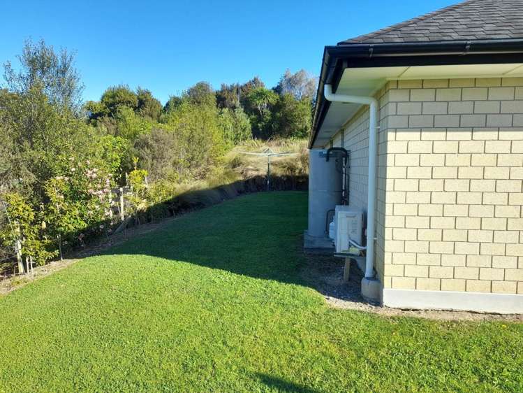 Address withheld Oratia_9