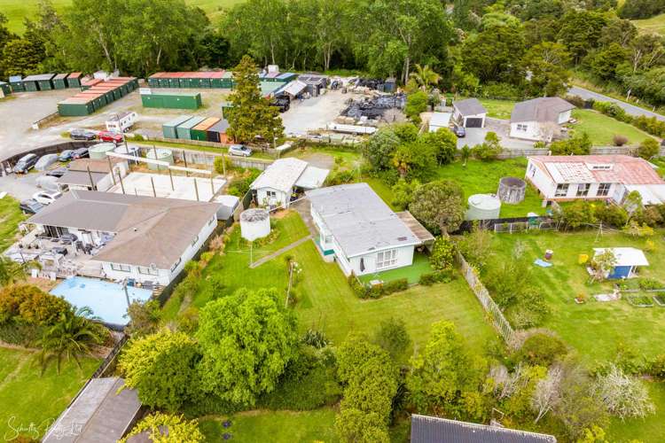 8 Depot Road Paparoa_36