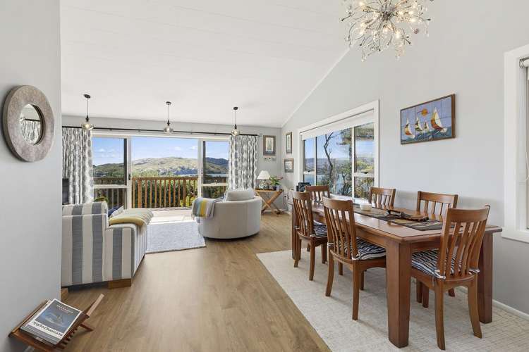 14 Kenef Road Paremata_9