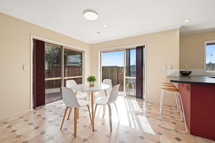 23 Courtenay Place Owhata_6