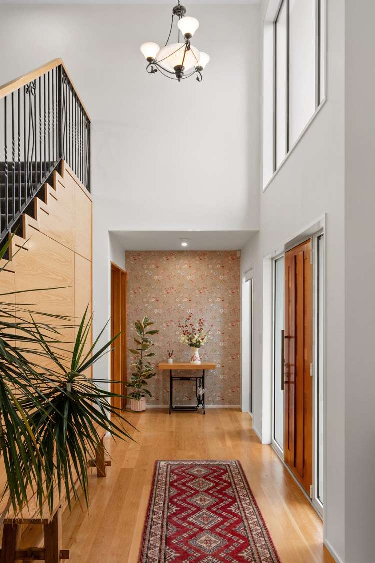 5 Lakebridge Place Parklands_8