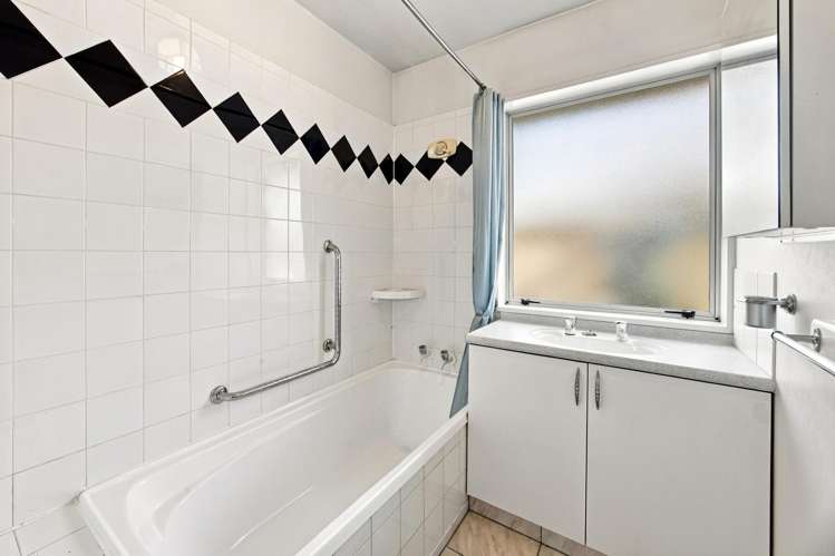84A Mackworth Street Woolston_9