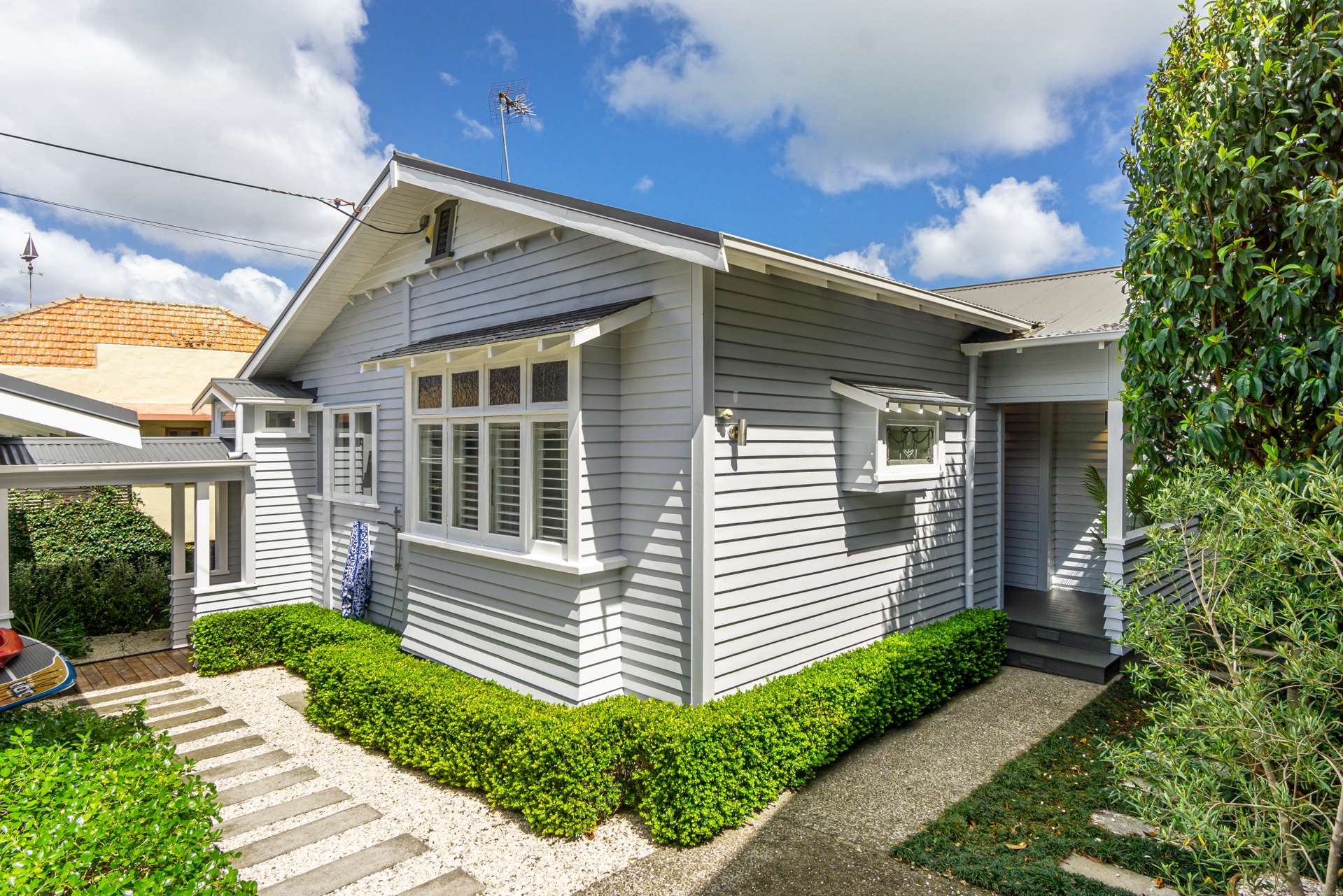 109 Vauxhall Road Narrow Neck_0