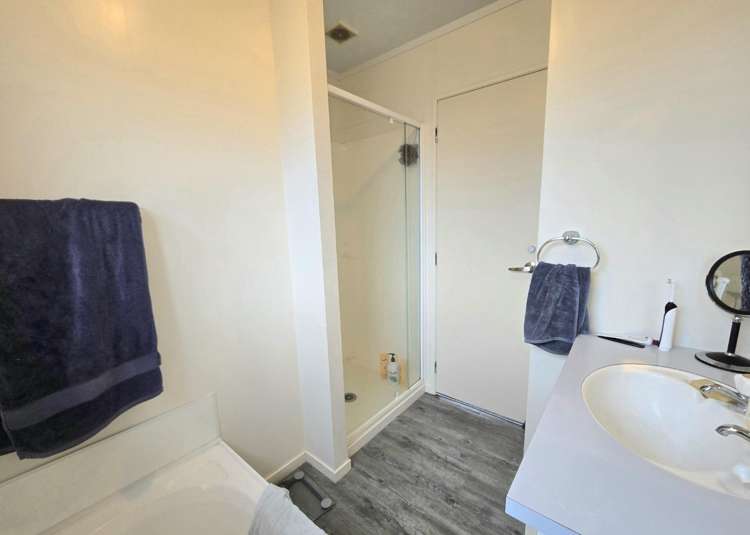 4B Kingsley Place 11229_9