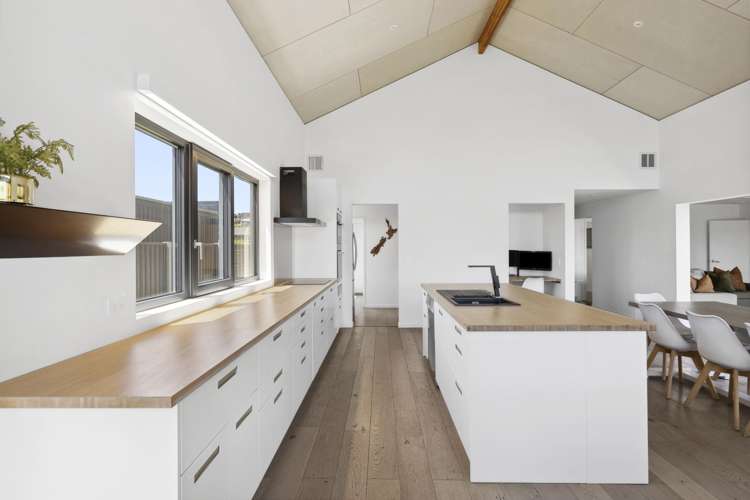 7 Sapphire Spring Rise Wanaka_3