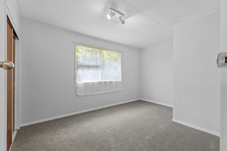 40 Somerset Crescent Highbury_11