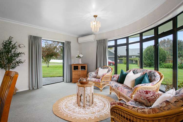 20 Cowley Drive Leamington_10