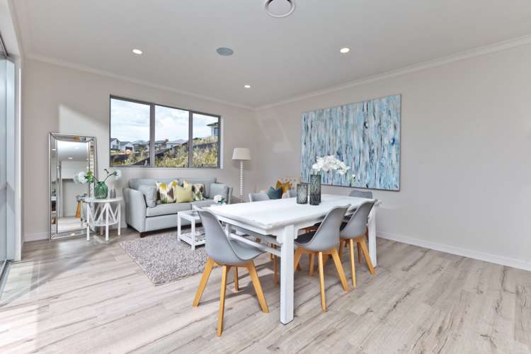 5 Pheasant Close Stanmore Bay_9