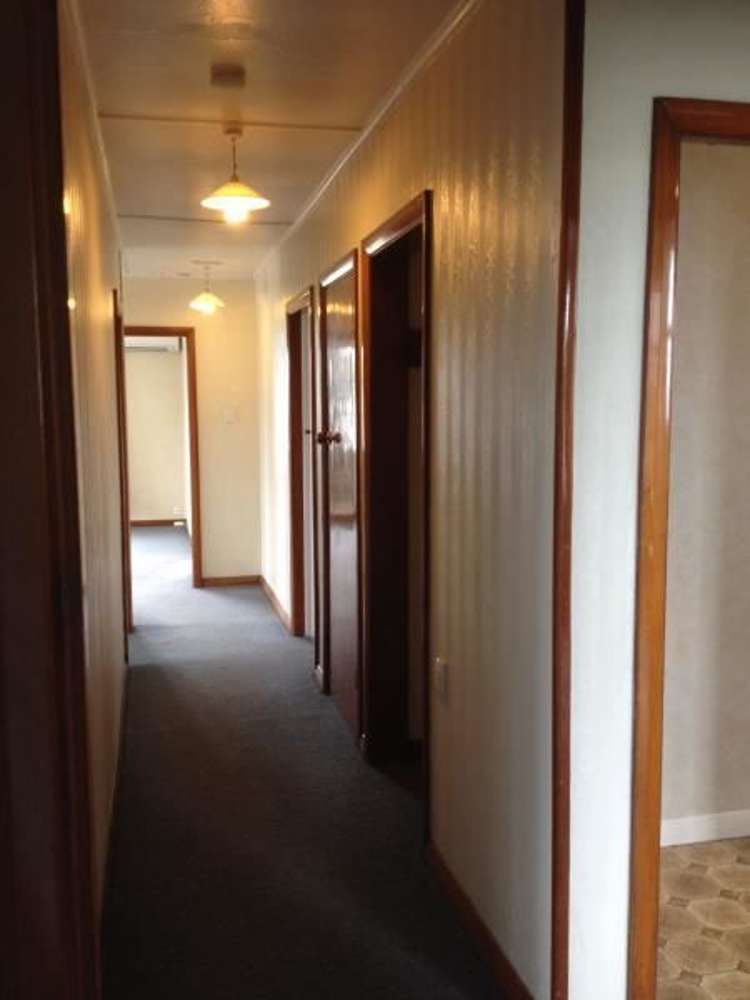 27 Avro Crescent Hornby_8