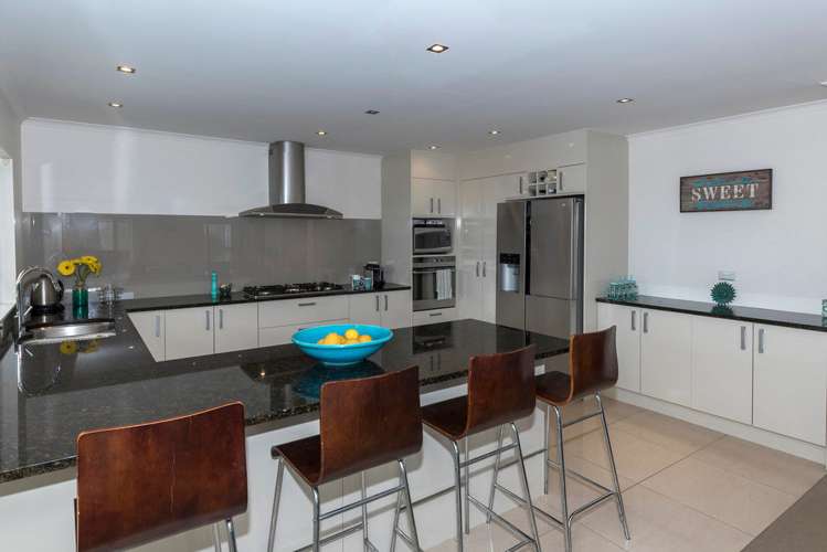 6 Kinmont Rise East Tamaki Heights_10