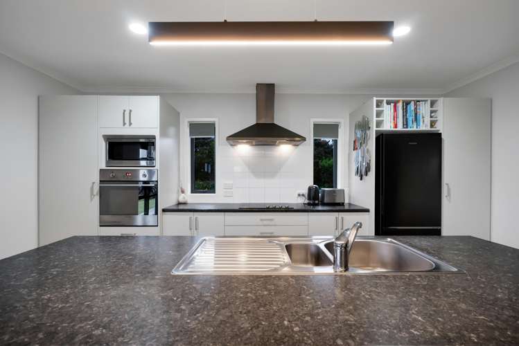 43c Camellia Avenue Bell Block_4