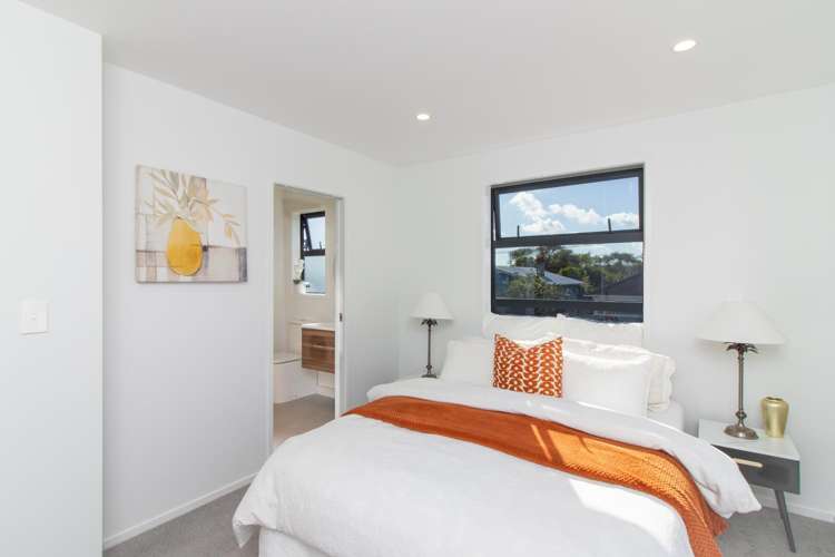 2-4 Moa Road Point Chevalier_6