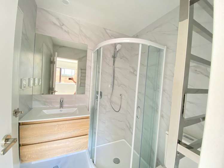 1 Creekside Way Flat Bush_8