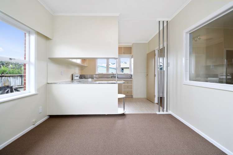 22 Graham Avenue Te Atatu Peninsula_8