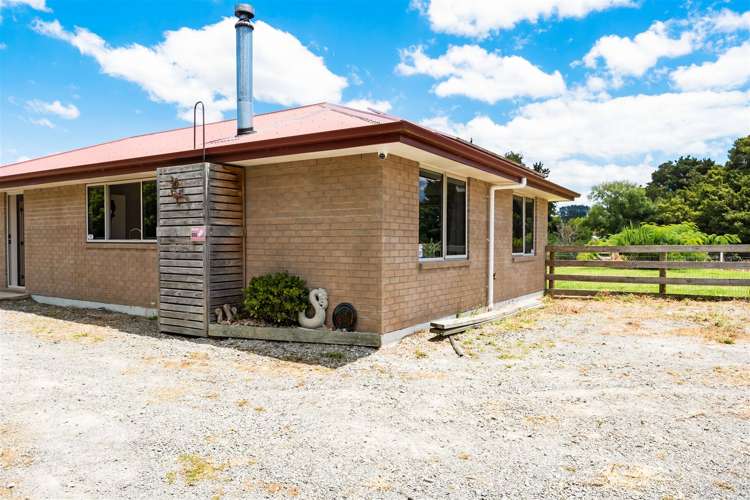 6 Tavinor Road Otaika_21