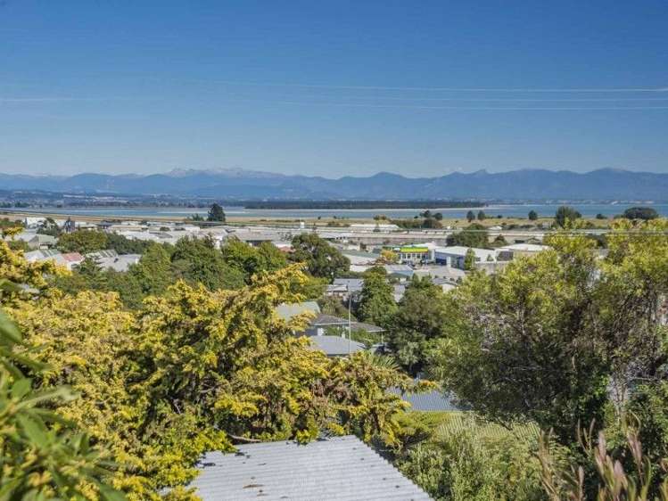 18 Douglas Road Wakatu_16