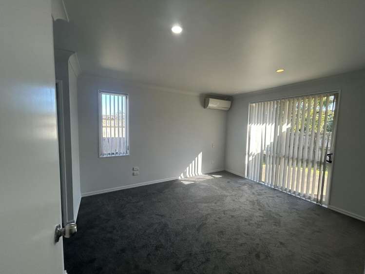 13 Redcastle Drive East Tamaki_10