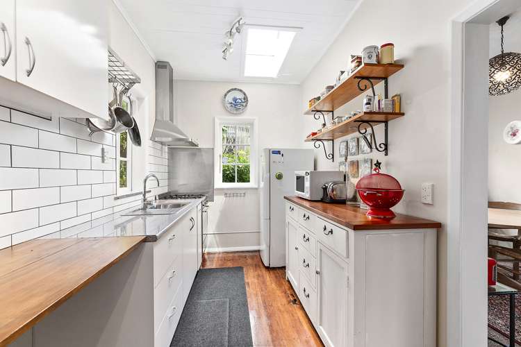 132 Onslow Road Khandallah_9