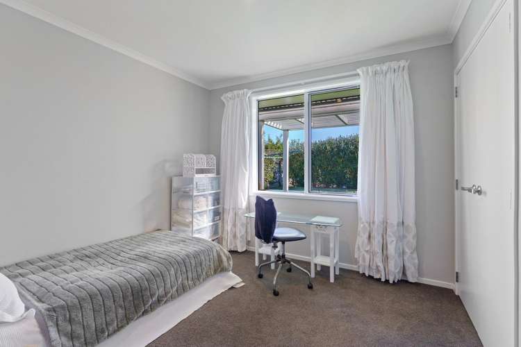 63 Waipunahau Road Waikanae_23