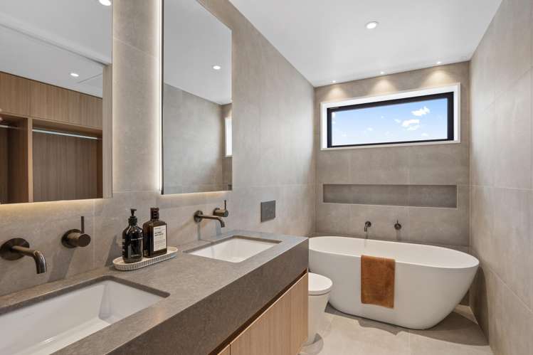 1/13 Lees Road Strowan_15