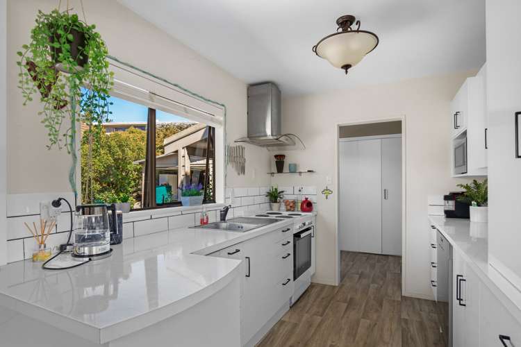 4 Lanes Road Alexandra_4