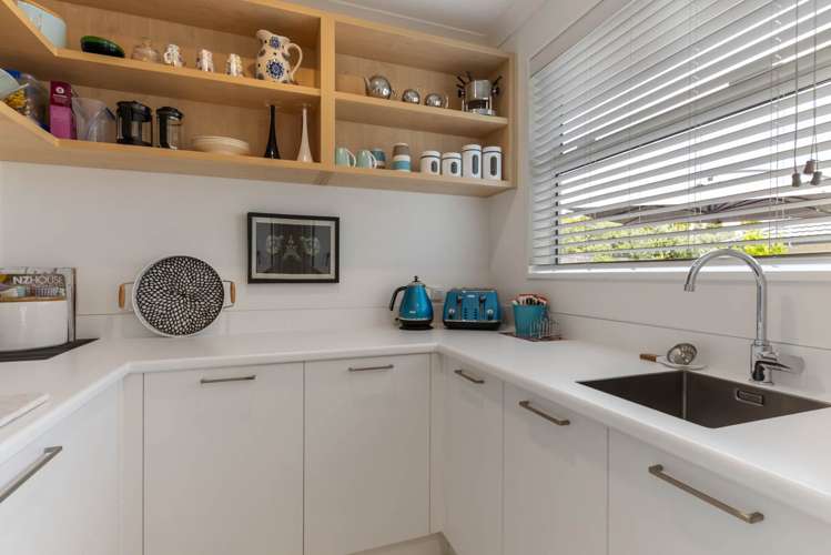 17 Lydiard Place Beachlands_8