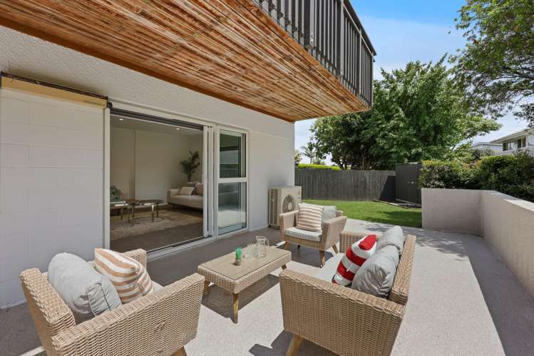 16 Andrea Place Sunnyhills_28