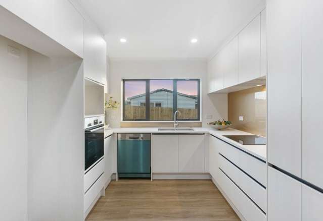 52B Orams Road Hill Park_4