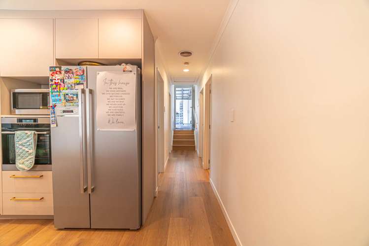 69A Golf Road New Lynn_16