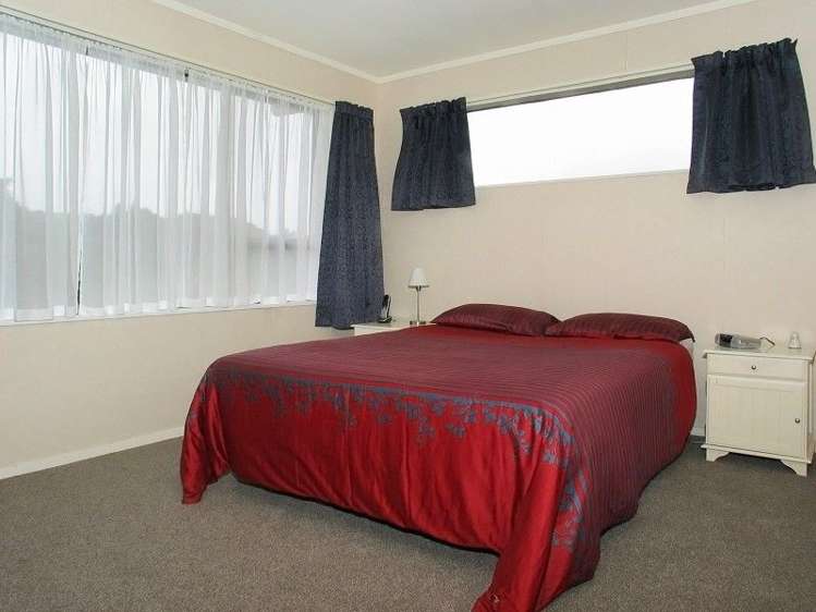 19 Discovery Drive Whitby_10