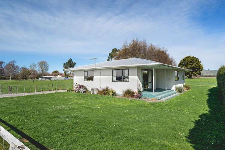 2 Swamp Road Blenheim_11