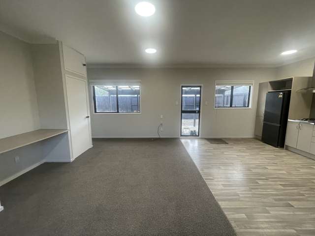 a/240 Mill Flat Road Riverhead_3