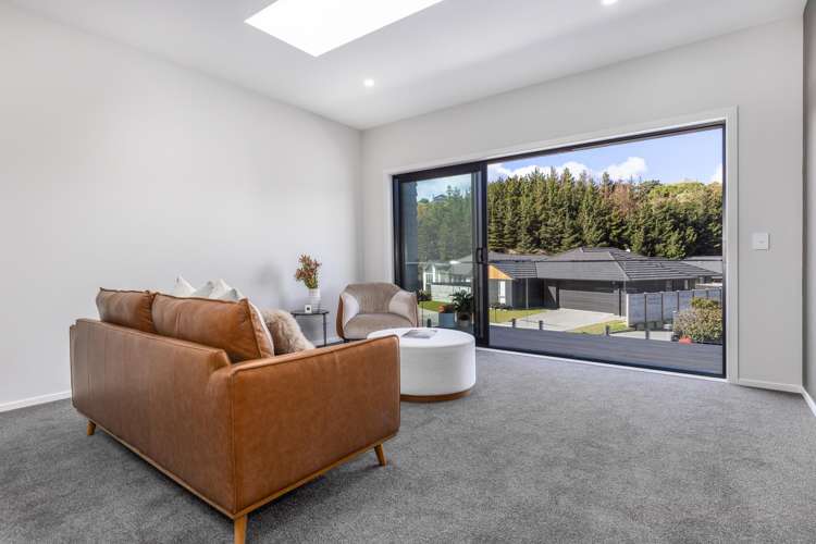 8 Tradewinds Drive Whitby_5