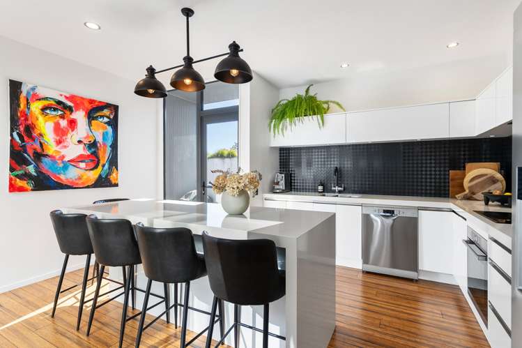 84 Fisher-Point Drive Auckland Central_1