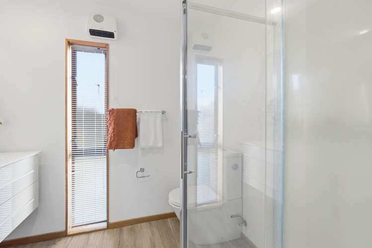 8/4 Broadbent Street Riccarton_10