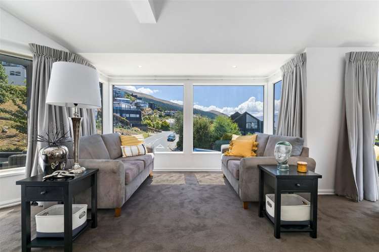 66 Hensman Road Queenstown_13