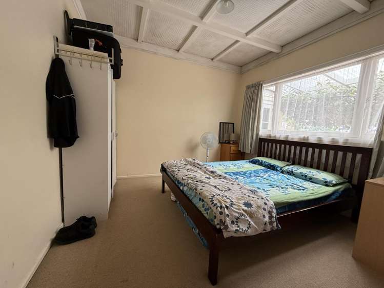 12 Beach Road 10938_10