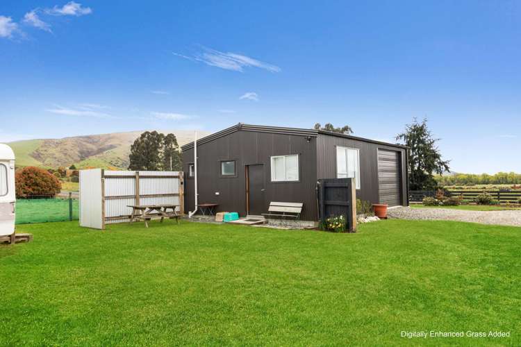 9 Cleadon Street Waikaia_2
