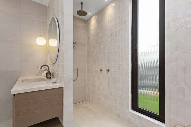 23 Omahina Street Raglan_27