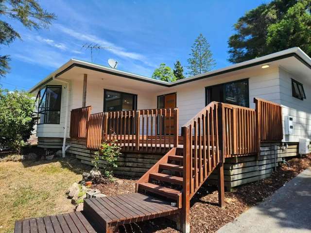 Modern Living in Glen Eden - B/51 Clayburn Road