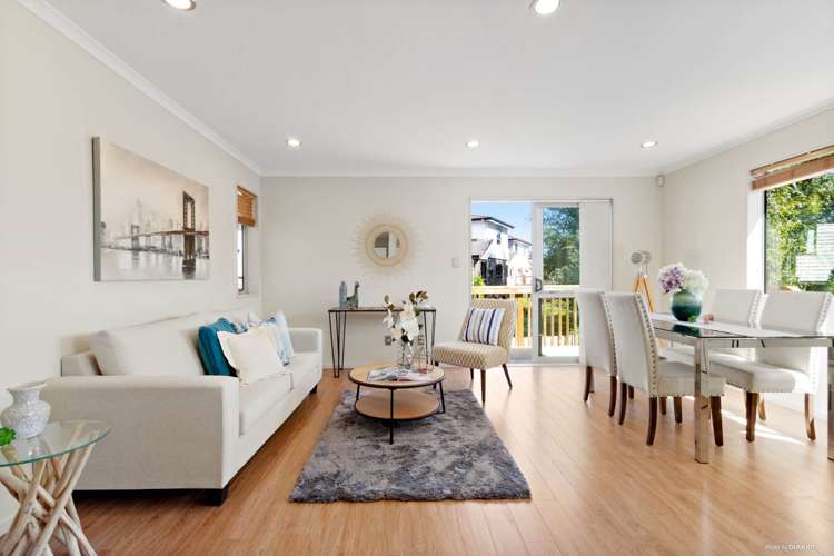40 Arrowsmith Drive Flat Bush_2