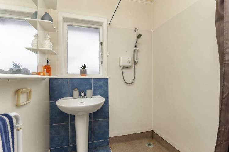 71 Godley Road Green Bay_17