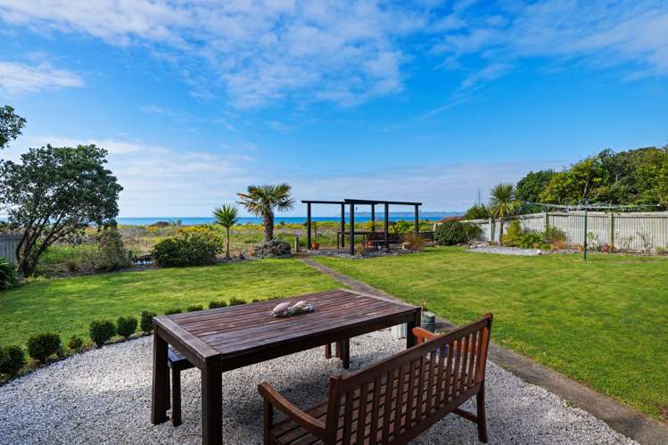 208 Rarangi Beach Road Rarangi_17