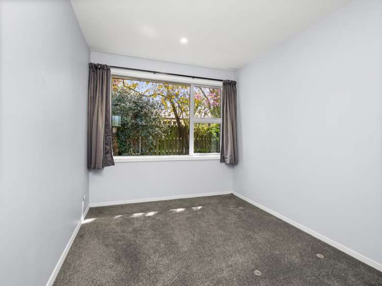 10 Boundary Road Lincoln_9